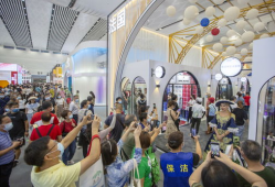 国产精品馆,匠心独运，传承与创新并重的文化瑰宝之旅